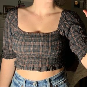 Cropped ruched shirt